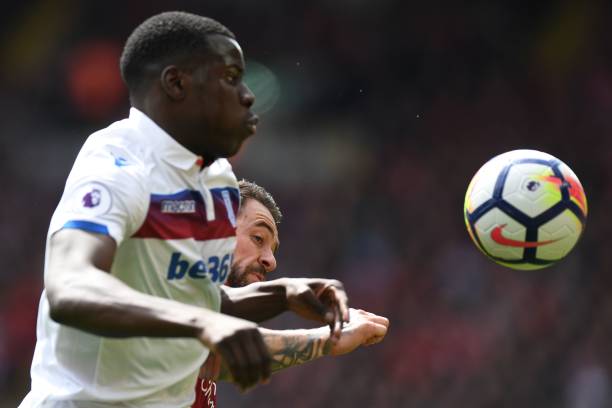 他并没有因 他并没有因