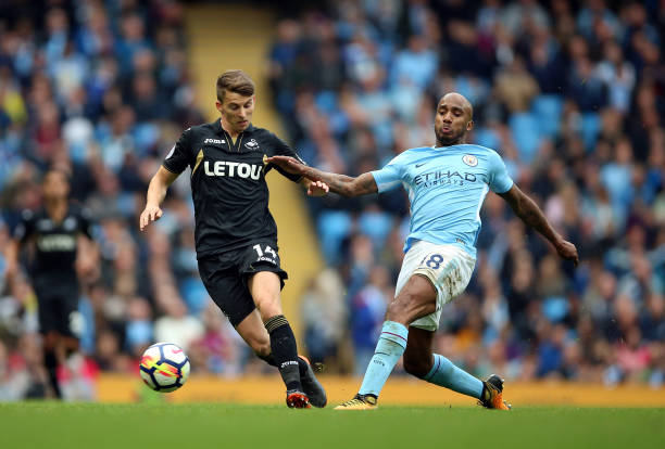 尤其是在就 尤其是在就